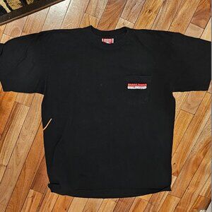 Vintage Marlboro Adventure Team Gecko 90's Pocket T-Shirt Size XL Single Stitch